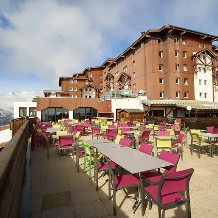 فندق Villages Clubs Du Soleil - Les 2 Alpes 3*